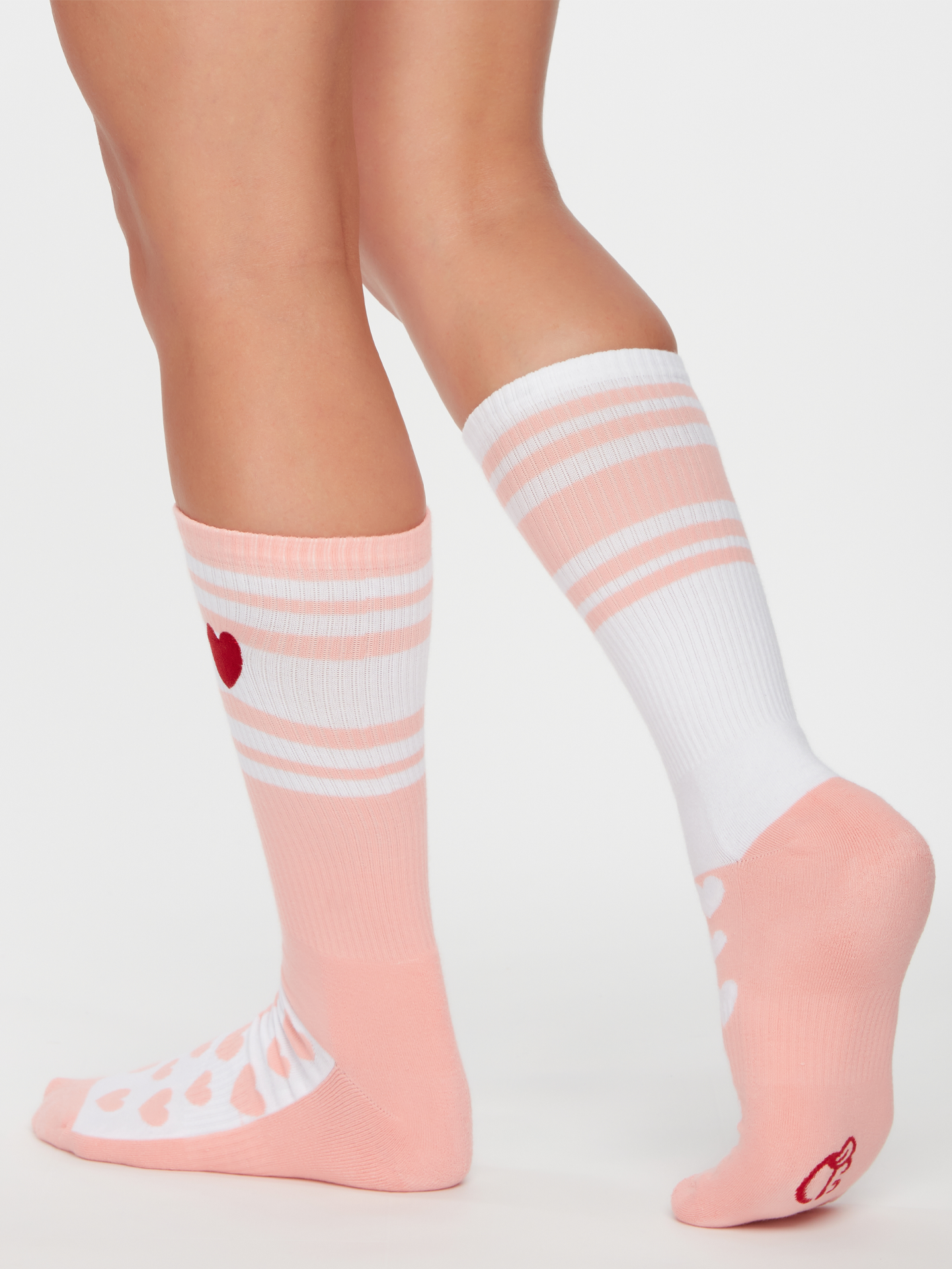 sports-socks-stripes-hearts-1e/1e74bfccd22516b5f5e9f988a817b76e57c32121