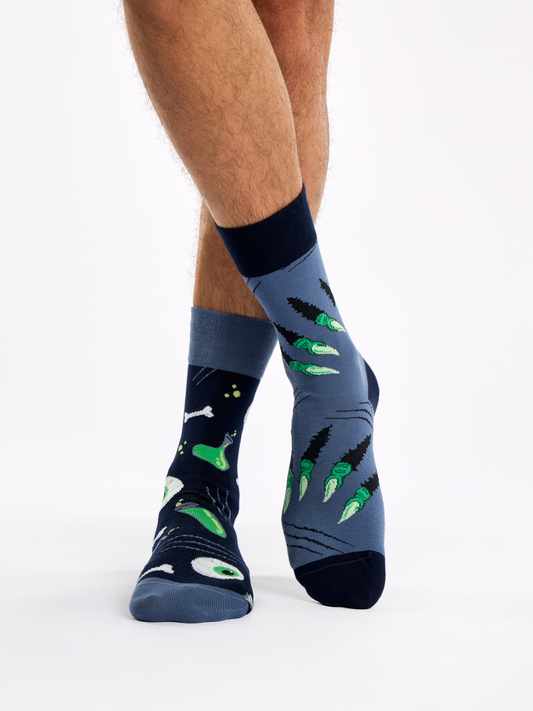 regular-socks-green-monster-fc/fc33ed112a8b689c49c7a93494db1ff98ae0f953
