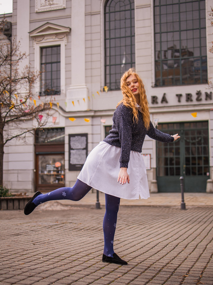 nylon-tights-white-snowflakes-87/87af7f6d7bd6a16715bbc11a4882bdb3ebe244a6